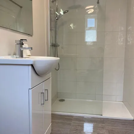 Bay Area House, Σπίτι διακοπών