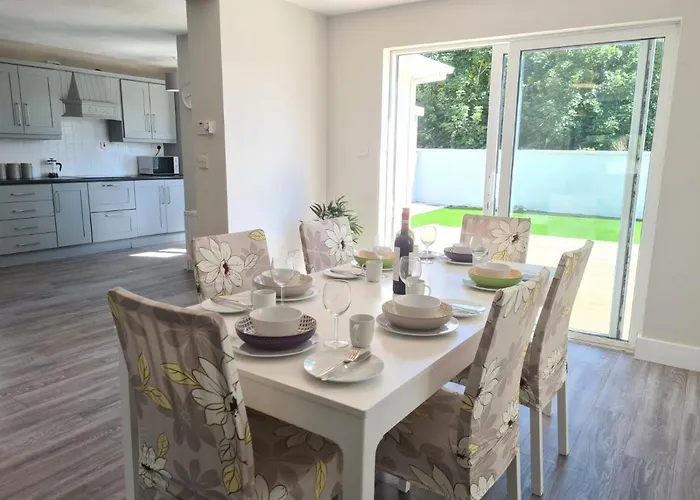 Bay Area House, Dom wakacyjny