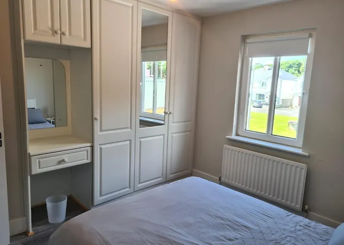 Bay Area House, * スピッドル